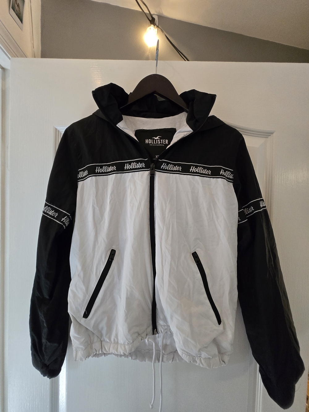 Hollister Black & White Hooded Windbreaker Jacket